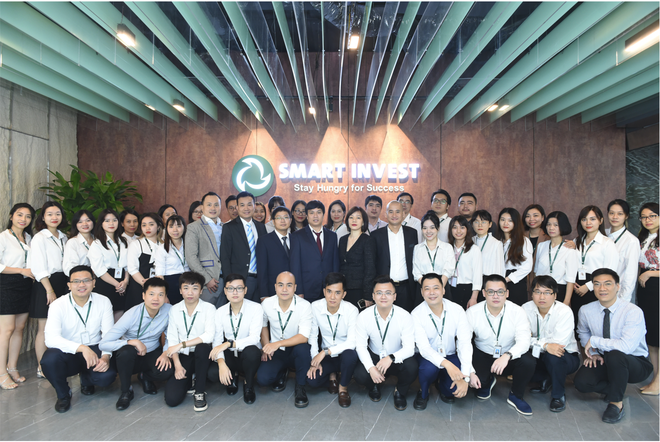 Chứng khoán Smart Invest (AAS) nhận giải thưởng thương hiệu dẫn đầu Việt Nam năm 2022, từng bước khẳng định vị thế thị trường ảnh 2