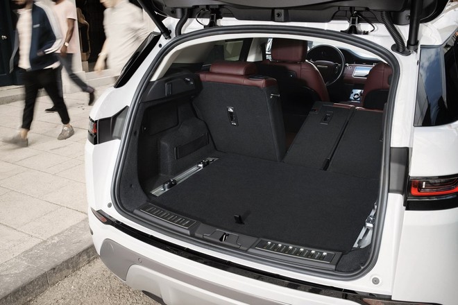 Range Rover Evoque thế hệ mới đổi thiết kế, giá từ 40.700 USD ảnh 2