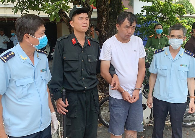 Bộ Công an vây bắt kho ma tuý Ketamin 'khủng' tại Sài Gòn ảnh 1