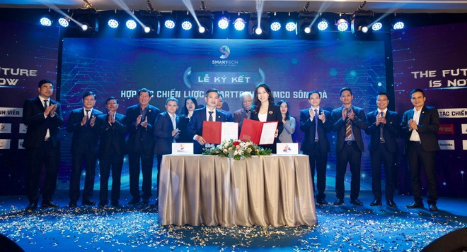Simco Sông Đà (SDA) ký kết hợp tác chiến lược và toàn diện với Công ty cổ phần Đầu tư Công nghệ Smarttech Việt Nam