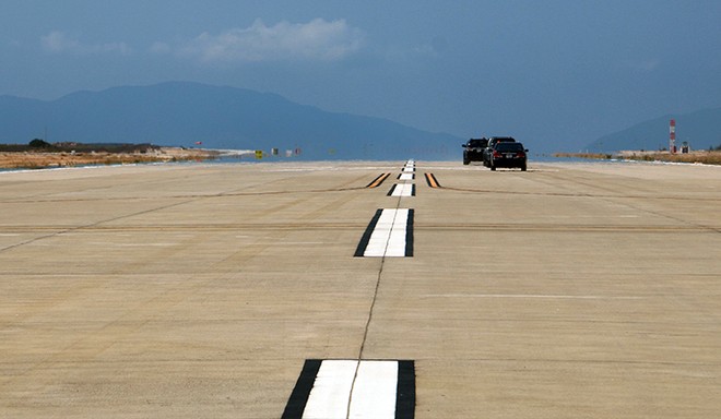 Đường băng số 2 tại sân bay quốc tế Cam Ranh (Khánh Hòa) đã hoàn thiện. Ảnh: An Phước.