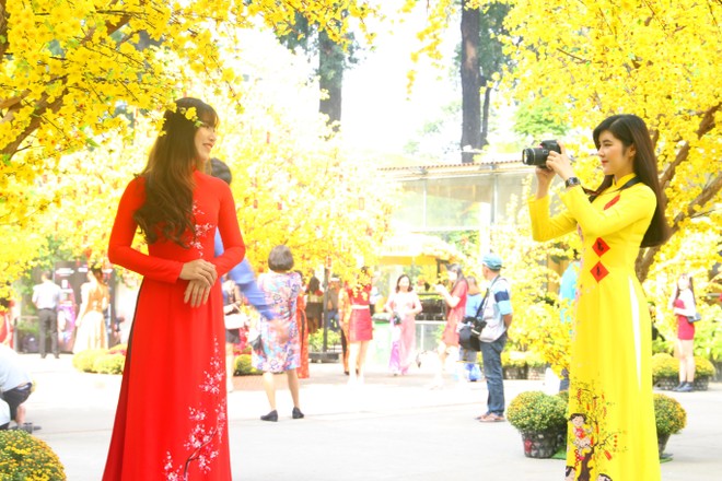 Lễ hội Tết Việt thu hút các bạn trẻ Sài thành đến vui chơi ảnh 8