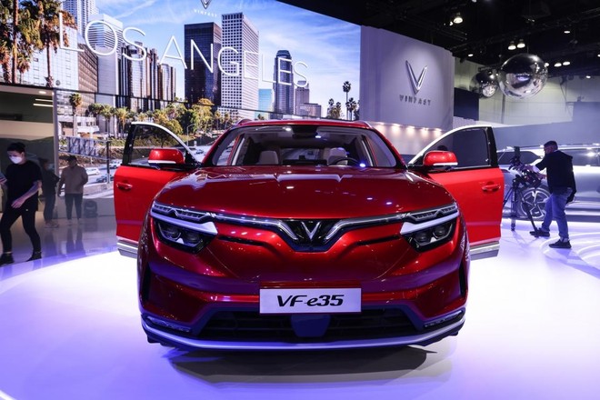 Vinfast VF e35 và VF e36 ra mắt hoành tráng tại sự kiện triển lãm Los Angeles Auto Show 2021 ảnh 6