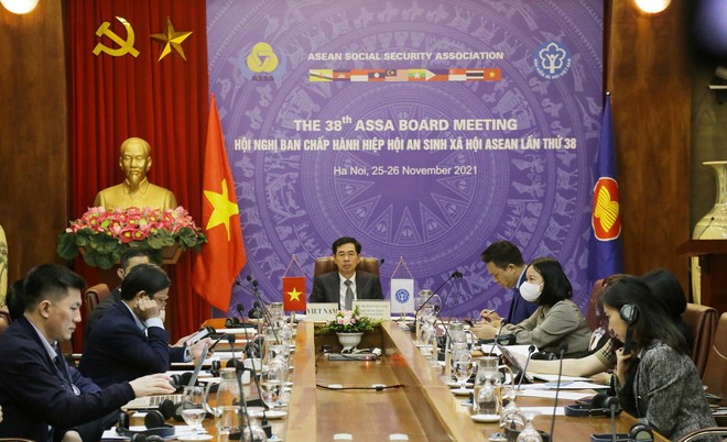 Hội nghị tại điểm cầu BHXH Việt Nam.