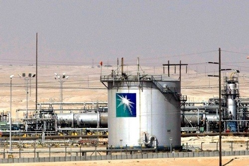 Ả Rập Xê Út tăng giá bán dầu lên mức gần kỷ lục khi nhu cầu tăng mạnh