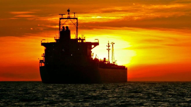 Xuất khẩu dầu của Nga vẫn phục hồi một cách đáng kinh ngạc bất chấp các lệnh cấm vận