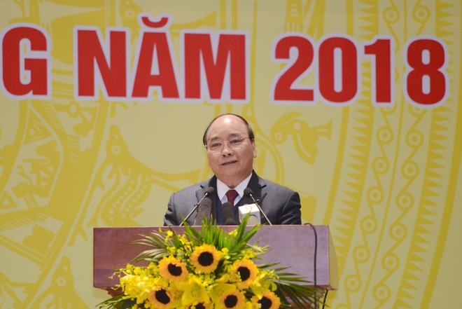 Thủ tướng Chính phủ Nguyễn Xuân Phúc chỉ đạo tại Hội nghị