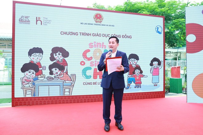 Ông Trần Văn Vàng, Phó tổng giám đốc Generali Việt Nam chia sẻ về những mục tiêu và kết quả tích cực của chương trình “Sinh Con, Sinh Cha” và sứ mệnh trở thành “Người bạn Trọn đời” của hàng triệu gia đình Việt của Generali.
