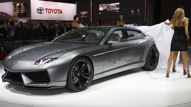 Lamborghini Estoque là concept từng được kỳ vọng đi vào sản xuất nhưng chỉ dừng lại là sản phẩm trưng bày năm 2008