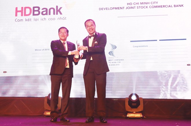 4 ngân hàng vào Top những nơi làm việc tốt nhất châu Á