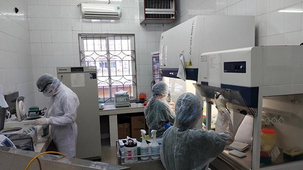 Quảng Ninh: Nhu cầu xét nghiệm sàng lọc SARS- CoV-2 theo yêu cầu tăng mạnh ảnh 2