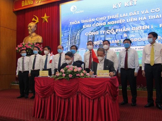 Lãnh đạo tỉnh Thái Bình chứng kiến Lễ ký kết thỏa thuận ghi nhớ đầu tư vào khu công nghiệp Liên Hà Thái (Khu kinh tế Thái Bình)