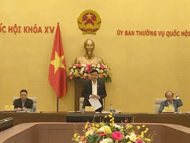 Chủ nhiệm Uỷ ban Kinh tế Vũ Hồng Thanh phát biểu kết thúc phiên họp.