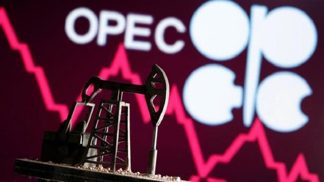 OPEC+ tiếp tục thực hiện kế hoạch tăng sản lượng khai thác dầu. Ảnh: Reuters