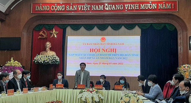 Chủ tịch UBND tỉnh, Trưởng đoàn Đại biểu Quốc hội tỉnh Hà Nam Trương Quốc Huy phát biểu tại hội nghị gặp mặt các cơ quan báo chí nhân dịp Xuân Nhâm Dần 2022.