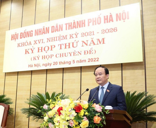 Chủ tịch HĐND Thành phố Nguyễn Ngọc Tuấn phát biểu khai mạc kỳ họp.