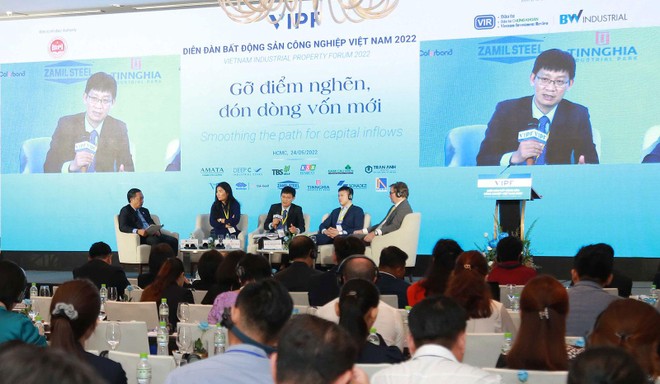 Tạo “bệ phóng” cho bất động sản công nghiệp