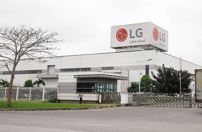 Nhiều tập đoàn lớn của nước ngoài tiếp tục chọn Việt Nam là “cứ điểm” sản xuất. Trong ảnh: Nhà máy của LG tại Việt Nam