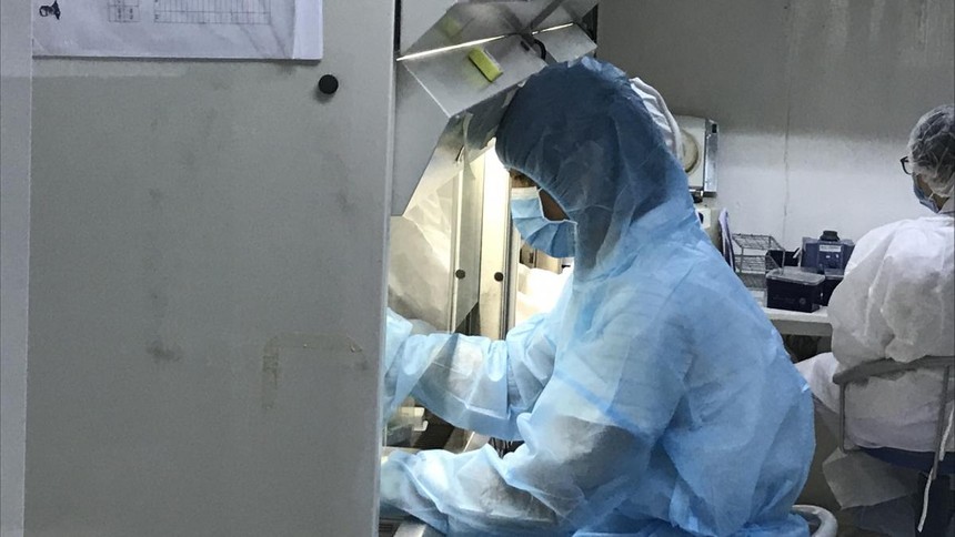Bệnh viện Ung bướu TP.HCM phát hiện 6 mẫu gộp, 1 mẫu đơn dương tính SARS CoV-2