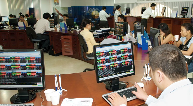 Nếu FED tăng lãi suất…