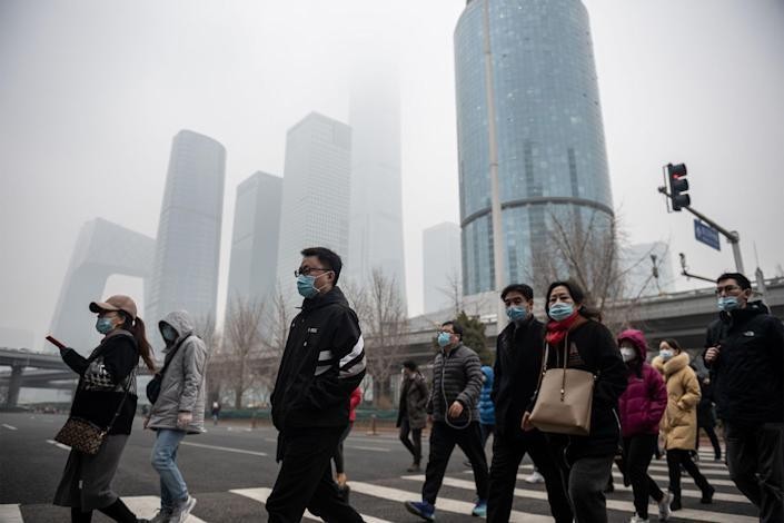 Trung Quốc báo hiệu nới lỏng chính sách tiền tệ, làm dấy lên lo ngại về tăng trưởng suy yếu