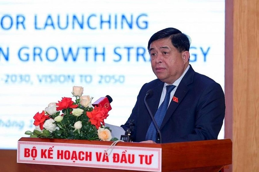 Bộ trưởng Bộ Kế hoạch và Đầu tư Nguyễn Chí Dũng phát biểu tại hội nghị (Ảnh: TTXVN)