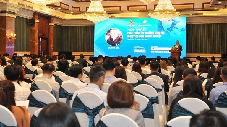 Ngành dịch vụ logistics Việt Nam đang đứng trước bài toán cắt giảm chi phí để nâng cao năng lực cạnh tranh.