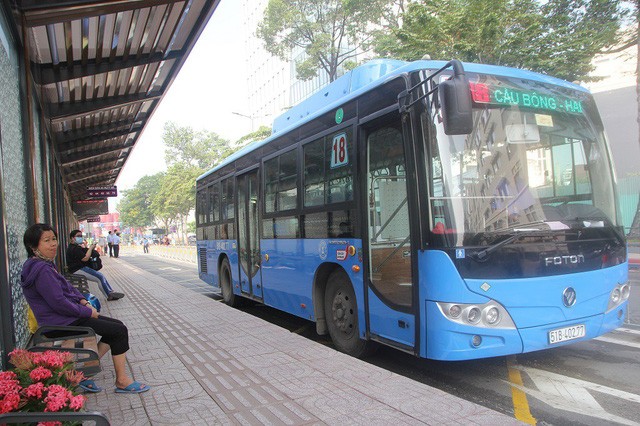TPHCM mới đưa vào khai thác trạm trung chuyển xe buýt Bến Thành với nhiều tính năng hiện đại, thân thiện môi trường