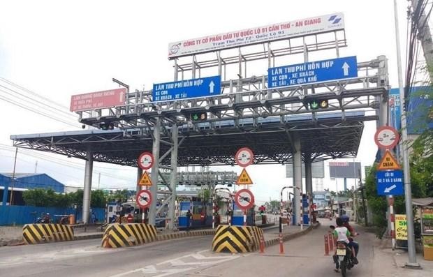 Trạm thu phí BOT T2 trên Quốc lộ 91 dừng thu phí từ tháng 5/2019 đến nay. (Ảnh: Thanh Sang/TTXVN).