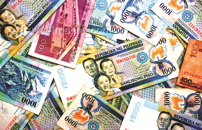 Đồng peso của Philippines trượt xuống mức thấp nhất trong 17 năm