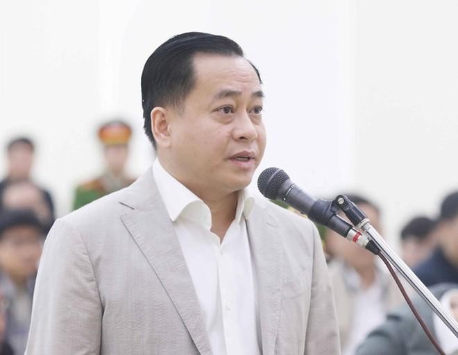 Bị can Phan Văn Anh Vũ tại phiên tòa năm 2020.