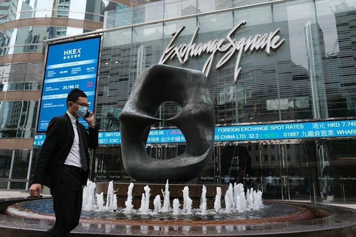 Thị trường IPO bùng nổ ở Hồng Kông sau động thái thắt chặt của Trung Quốc