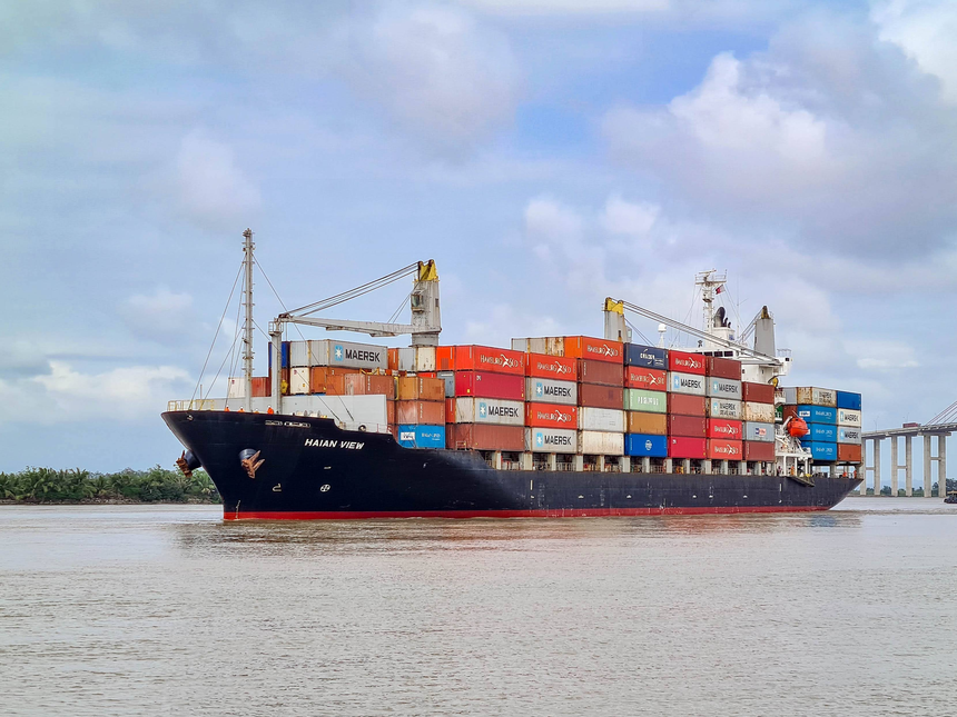 Vận tải và Xếp dỡ Hải An (HAH): Cổ đông lớn mua thêm 152.200 cổ phiếu