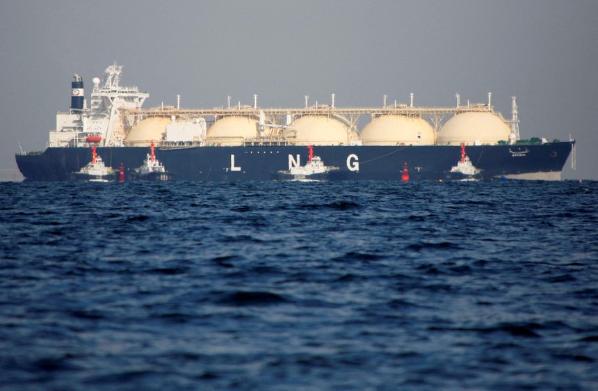 Châu Âu, châu Á tìm nguồn cung cấp LNG dài hạn trước xu hướng giá biến động mạnh