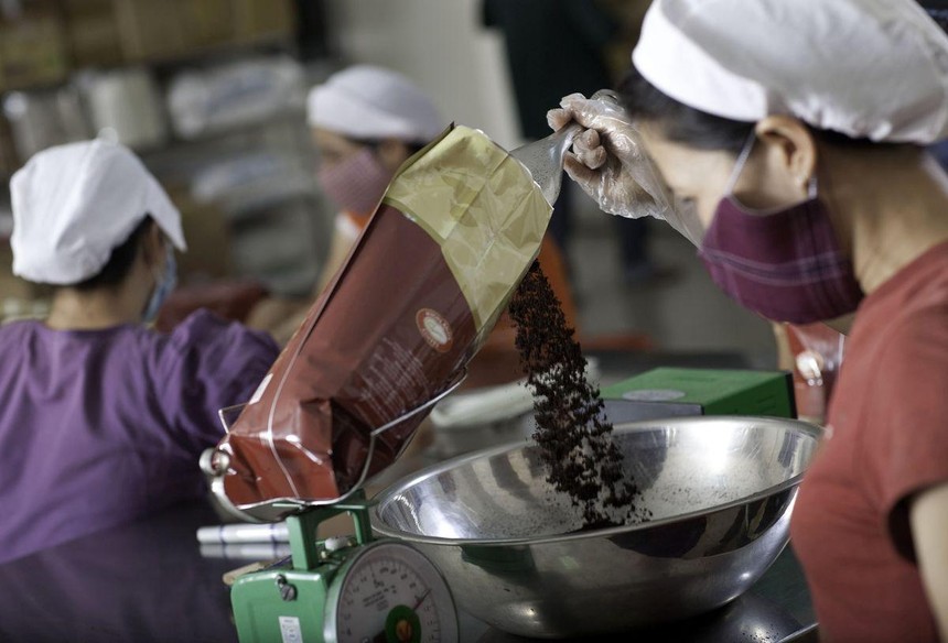 Giá cà phê có thể tiếp tục tăng mạnh khi tồn kho cà phê tại Việt Nam giảm dần