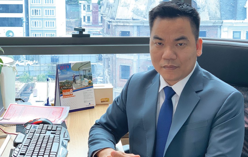 Ông Nguyễn Văn Văn, Tổng giám đốc Công ty cổ phần Dịch vụ và Địa ốc Đất Xanh Duyên Hải