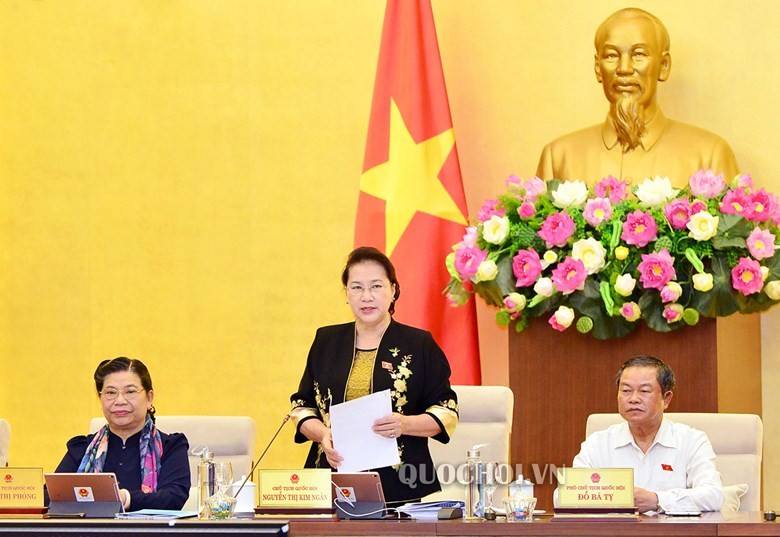 Chủ tịch Quốc hội Nguyễn Thị Kim Ngân cho ý kiến tại phiên họp thứ 37 của Uỷ ban Thường vụ Quốc hội