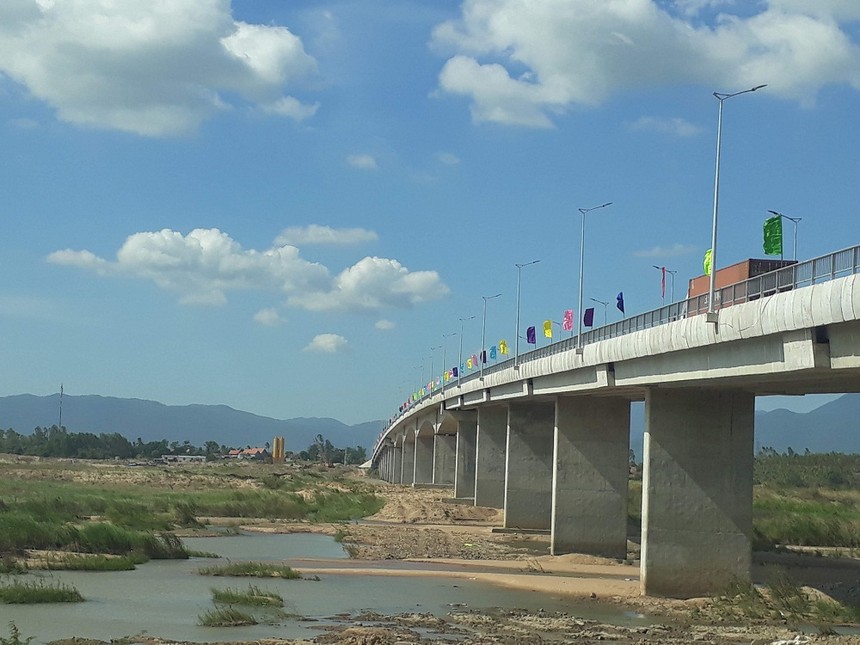 Cầu Dinh Ông, một công trình được tỉnh Phú Yên đưa vào sử dụng trong năm 2019.