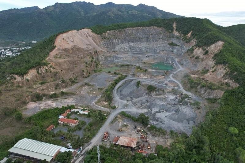 Nhiều doanh nghiệp khai khoáng ở Lâm Đồng "né" lắp đặt trạm cân và camera giám sát tại khu vực mỏ. Ảnh minh họa.
