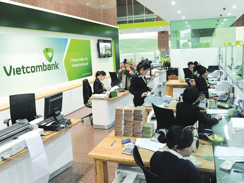 Vietcombank lên tiếng sau khi Fanpage bị tấn công do Trấn Thành sao kê tài khoản từ thiện