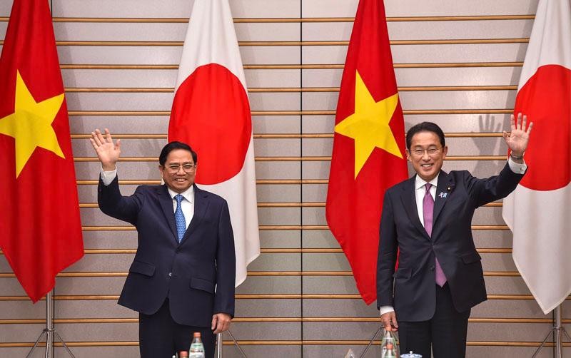 Thủ tướng Phạm Minh Chính và Thủ tướng Nhật Bản Kishida Fumio tại Hội đàm cấp cao Việt Nam-Nhật Bản. (Ảnh: Nhật Bắc)