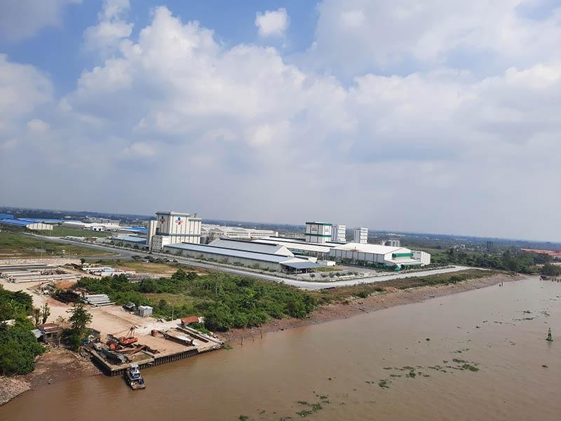 KCN Bình Minh, tỉnh Vĩnh Long nhìn từ sông Hậu